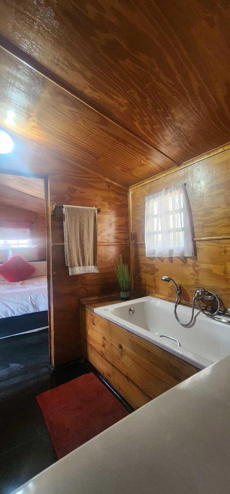 The Guesthouse Vanderbijlpark Εξωτερικό φωτογραφία