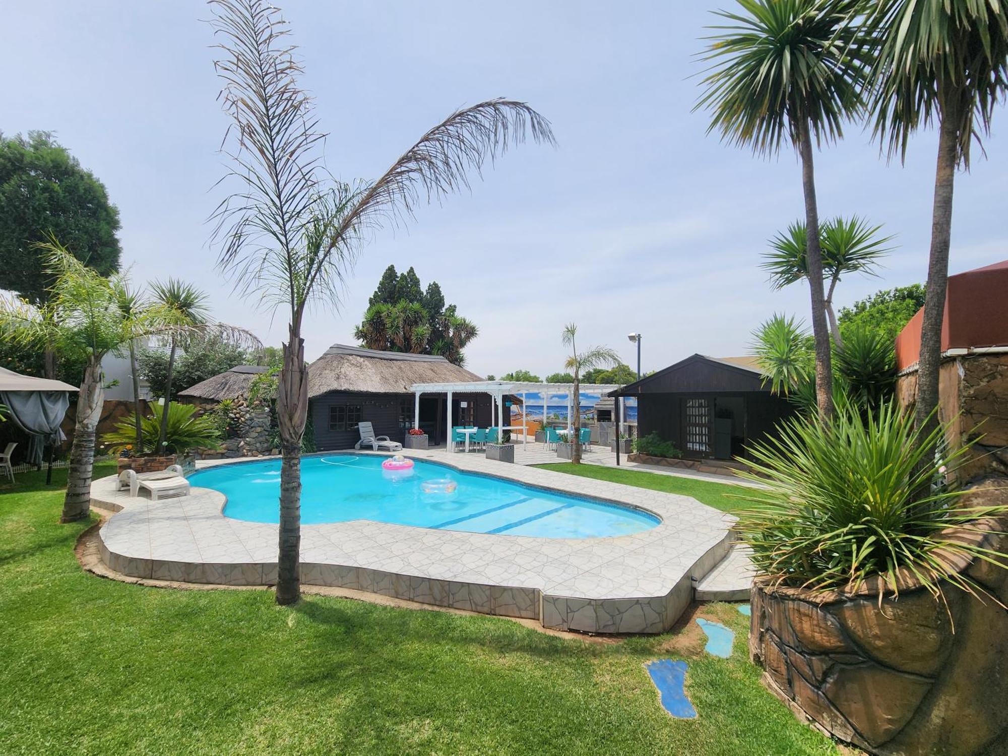 The Guesthouse Vanderbijlpark Εξωτερικό φωτογραφία